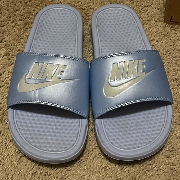 baby blue nike slides
